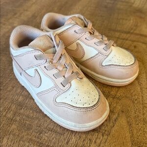 Nike Pink and White Sneakers Classic Comfort 8C